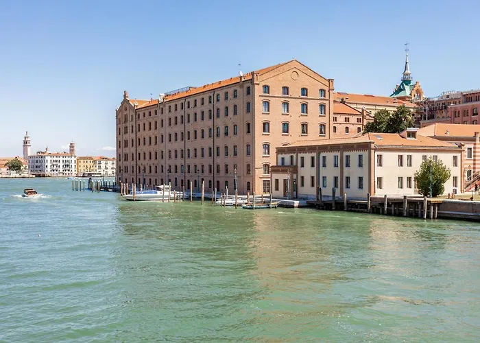 Molino Stucky Residence Suites